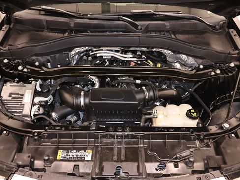 Certified 2020 Ford Explorer Platinum w/ Premium Technology Package image 55