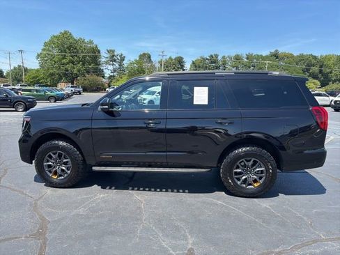 Certified 2025 Ford Expedition Tremor AWD/4WD image 4