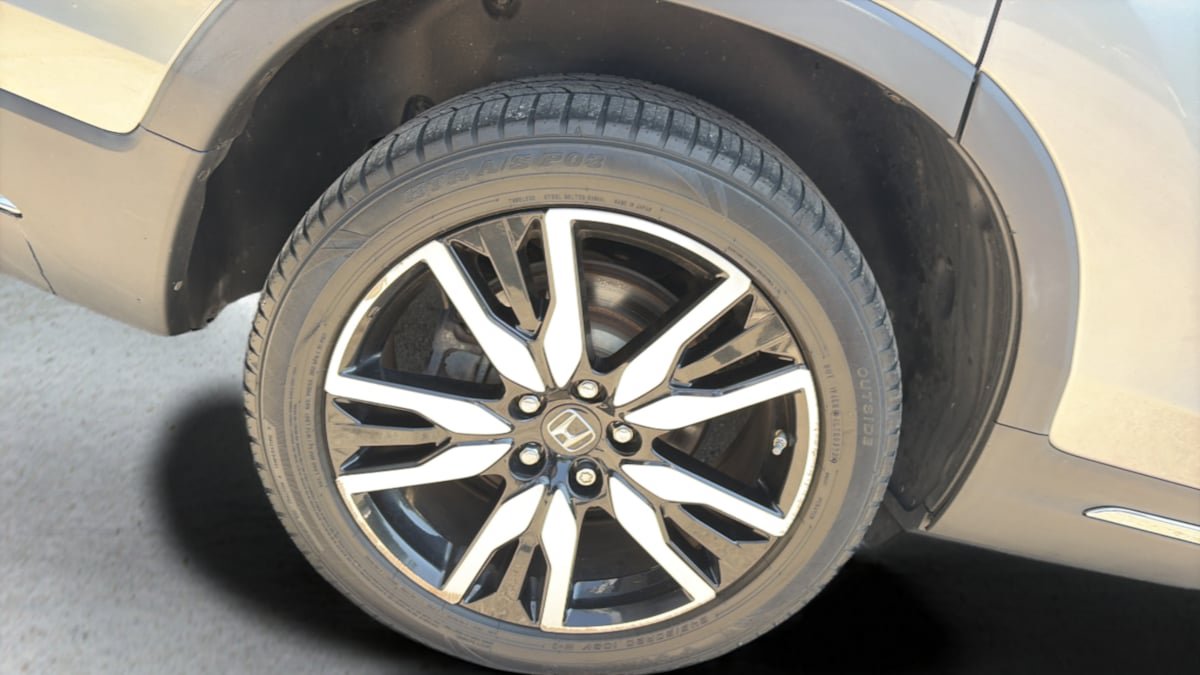 Used 2020 Honda Pilot Touring image 30