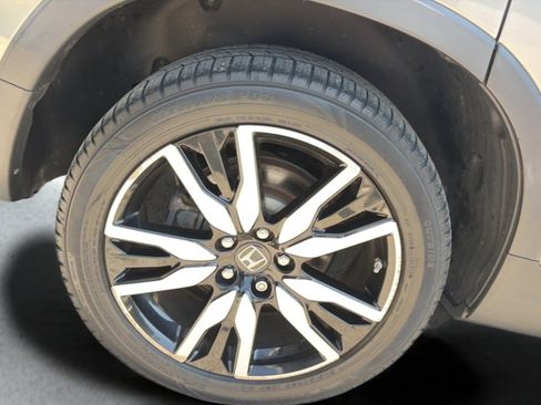 Used 2020 Honda Pilot Touring image 30