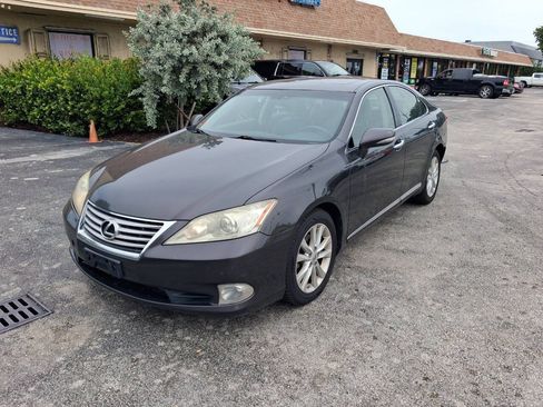 Used 2011 Lexus ES 350 FWD image 2