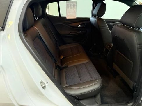 Used 2025 Buick Envista Preferred w/ Convenience I Package FWD image 38