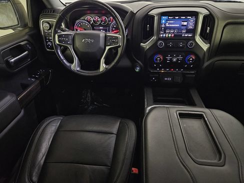Used 2020 Chevrolet Silverado 1500 RST AWD/4WD image 9