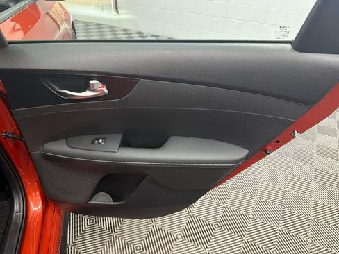 Certified 2023 Kia Forte GT-Line FWD image 15