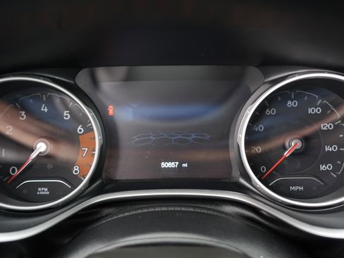 Used 2021 Jeep Compass Limited image 28