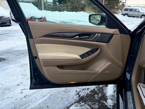 Used 2015 Cadillac CTS Premium image 10
