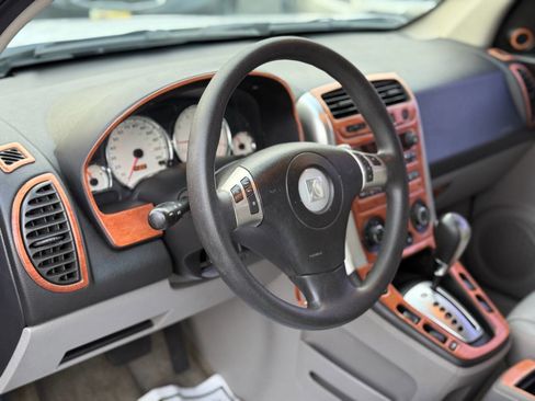 Used 2006 Saturn Vue 2WD image 12