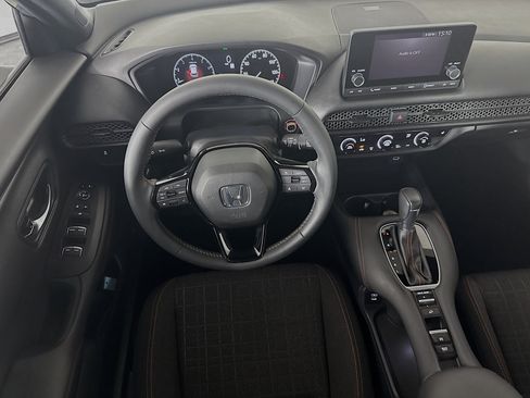 Used 2025 Honda HR-V Sport image 26