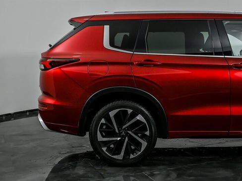 Used 2024 Mitsubishi Outlander SEL image 12