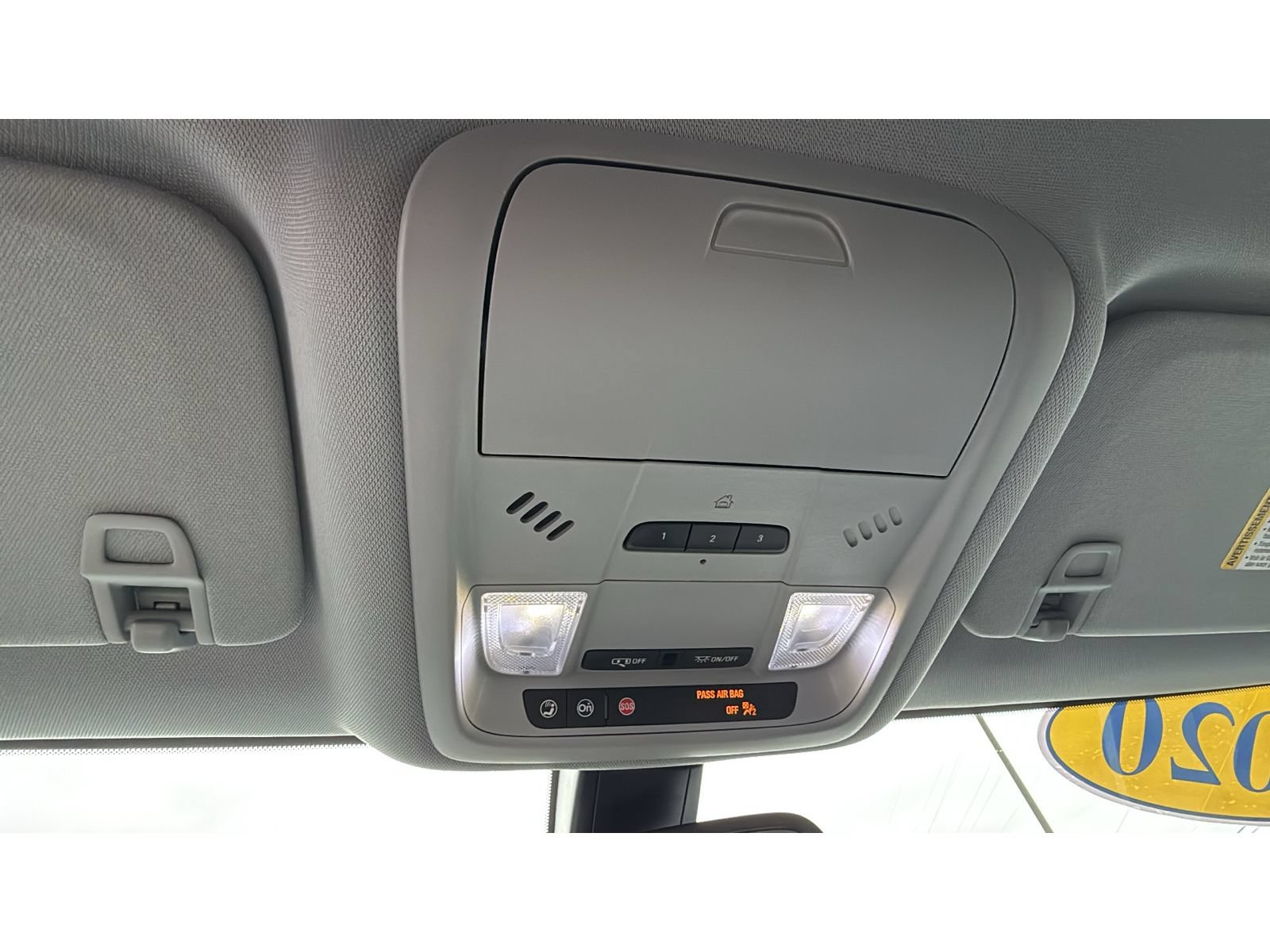 Used 2020 Chevrolet Blazer LT FWD image 25