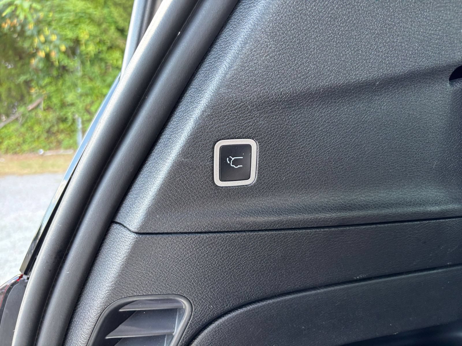 Used 2025 Chrysler Pacifica Select FWD image 22