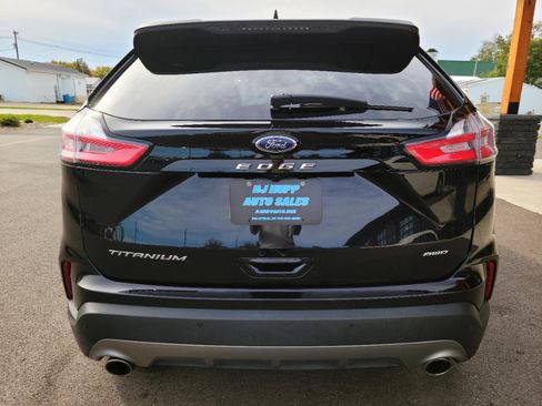 Used 2024 Ford Edge Titanium image 5