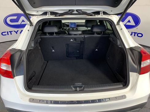 Used 2019 Mercedes-Benz GLA 250 4MATIC image 33
