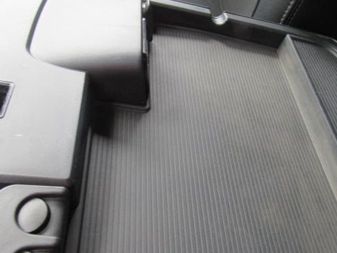 Used 2016 RAM 2500 Laramie w/ Convenience Group AWD/4WD image 28
