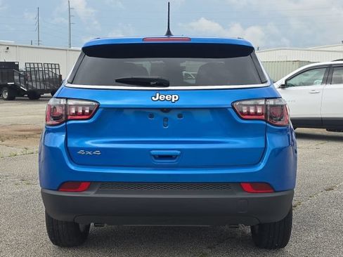 Used 2024 Jeep Compass Sport AWD/4WD image 4