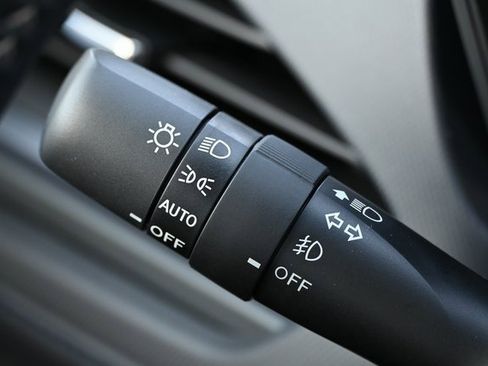 New 2025 Subaru Forester Limited image 33