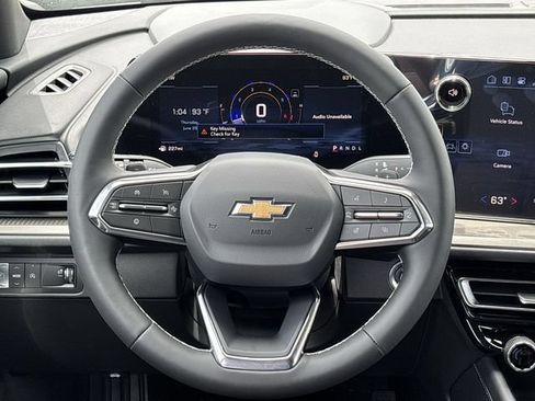 New 2026 Chevrolet Traverse LT w/ Sun and Wheel Package FWD image 14