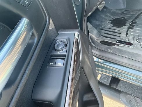 Used 2025 Chevrolet Silverado 2500 LT AWD/4WD image 15