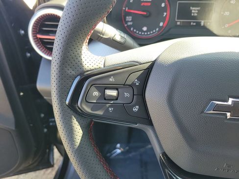 New 2026 Chevrolet Trax RS w/ Sunroof Package image 23