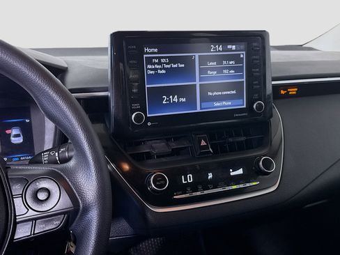 Used 2022 Toyota Corolla LE FWD image 18