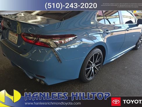 Used 2023 Toyota Camry SE image 8