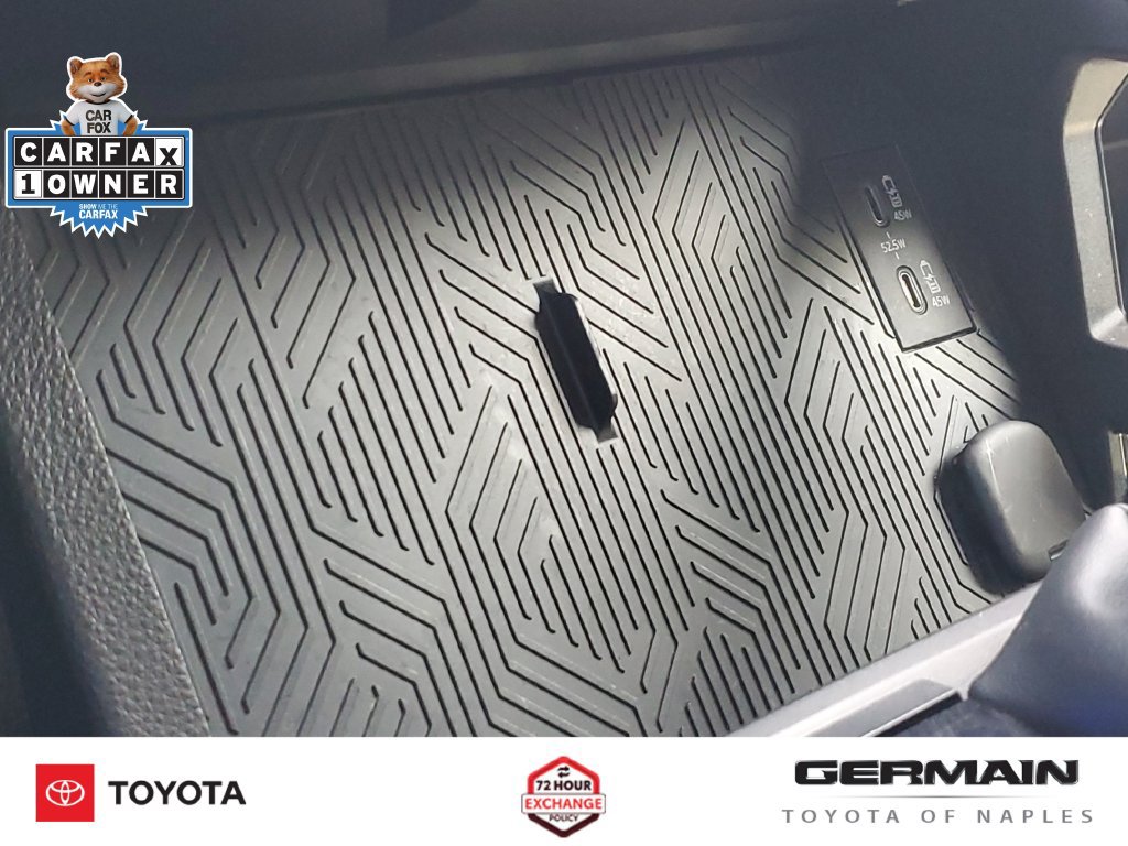 Certified 2025 Toyota 4Runner SR5 AWD/4WD image 32