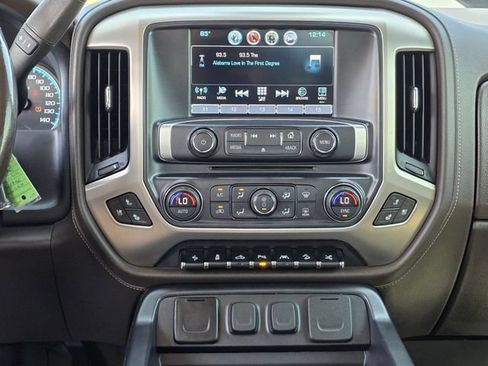 Used 2018 GMC Sierra 1500 Denali w/ Denali Ultimate Package AWD/4WD image 9