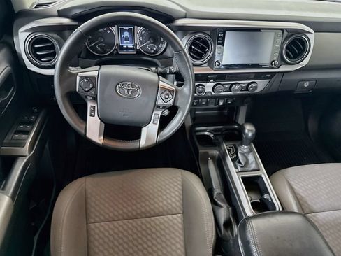 Certified 2023 Toyota Tacoma SR5 w/ Technology Package AWD/4WD image 20