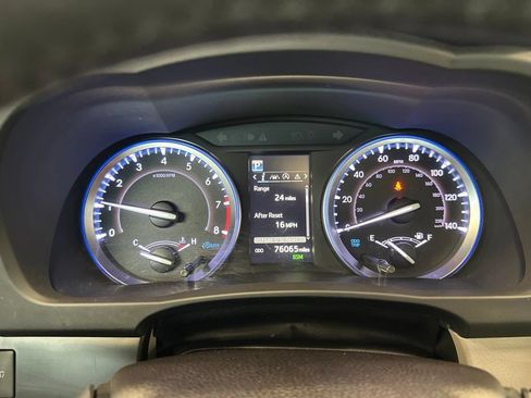Used 2019 Toyota Highlander Limited Platinum w/ Carpet Mat Package (TMS) AWD/4WD image 13