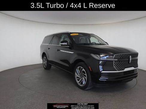 Used 2025 Lincoln Navigator L Reserve AWD/4WD image 28