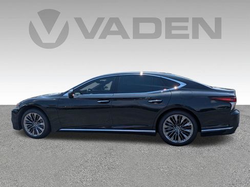 Used 2018 Lexus LS 500 w/ Luxury Package RWD image 29