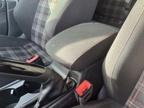 Used 2018 Volkswagen GTI S image 12