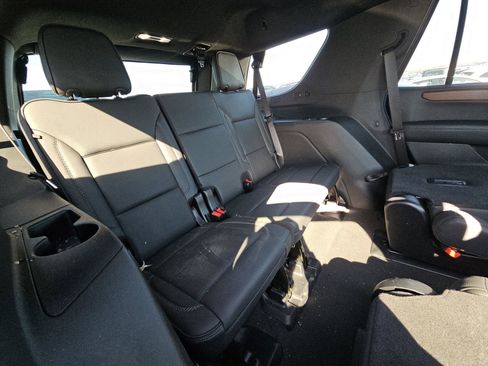 Used 2025 GMC Yukon Denali AWD/4WD image 15