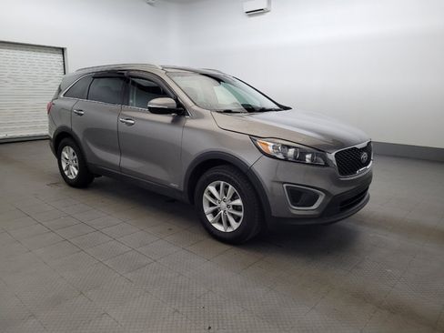 Used 2018 Kia Sorento AWD image 11