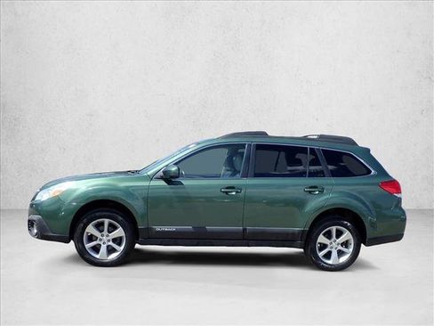 Used 2014 Subaru Outback 2.5i Limited w/ Moonroof Package AWD/4WD image 2