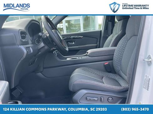 New 2026 Honda Pilot Sport image 15