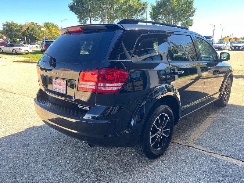 Used 2018 Dodge Journey SE w/ Blacktop Package FWD image 5