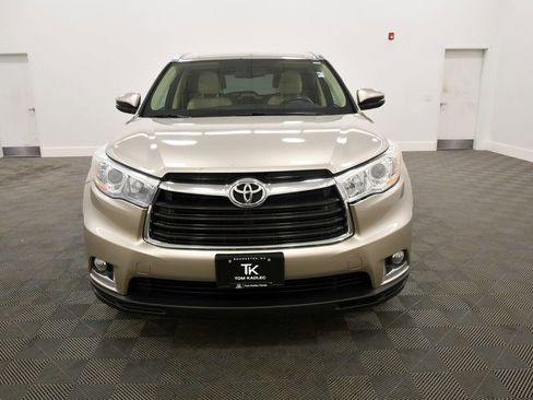 Used 2015 Toyota Highlander Limited AWD/4WD image 11