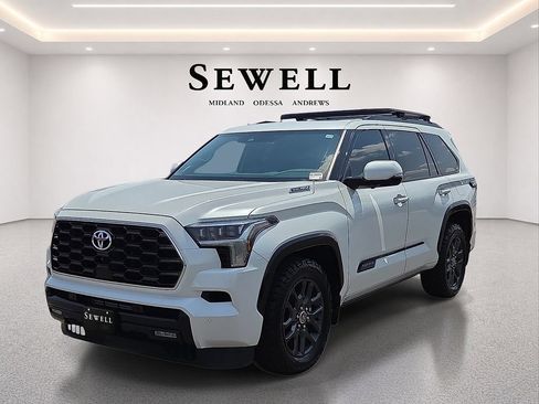 Used 2023 Toyota Sequoia Platinum AWD/4WD image 1