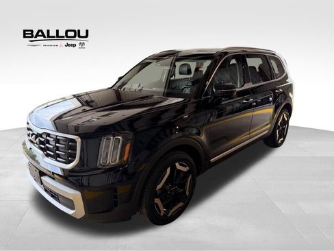 Used 2023 Kia Telluride S w/ S Sunroof Package AWD/4WD image 1