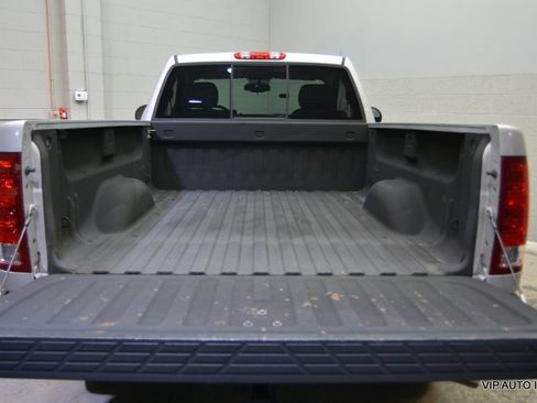Used 2010 GMC Sierra 1500 SLE w/ SLE Preferred Package AWD/4WD image 18