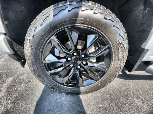 Used 2019 Chevrolet Silverado 1500 RST w/ All-Star Edition image 32