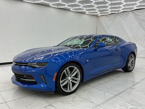 Used 2017 Chevrolet Camaro LT w/ RS Package RWD image 6