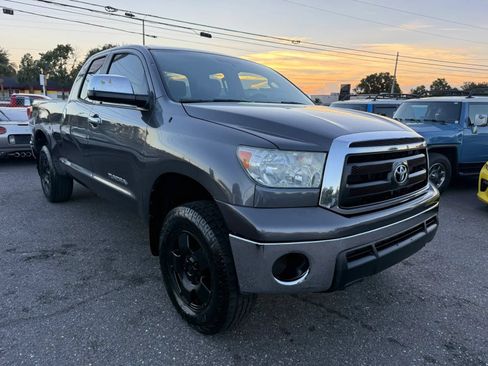 Used 2013 Toyota Tundra 4x4 Double Cab image 3