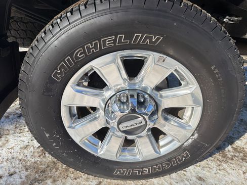 Used 2022 Ford F350 Platinum w/ FX4 Off-Road Package image 10