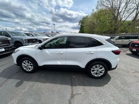 Used 2024 Ford Escape Active AWD/4WD image 4
