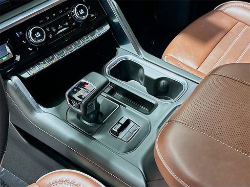 Used 2023 GMC Sierra 1500 Denali Ultimate image 17