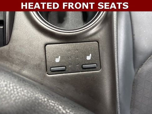 Used 2022 Toyota Camry XSE image 4