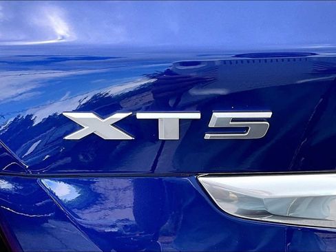 Used 2025 Cadillac XT5 Premium Luxury FWD image 24