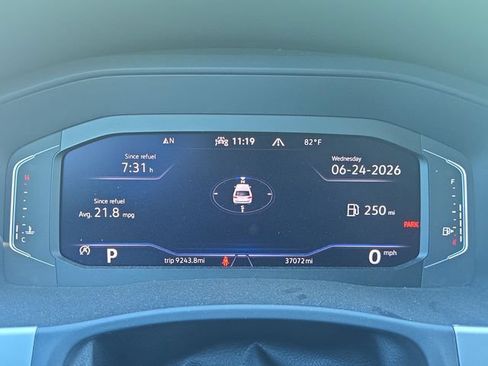 Used 2023 Volkswagen Atlas SEL AWD/4WD image 9